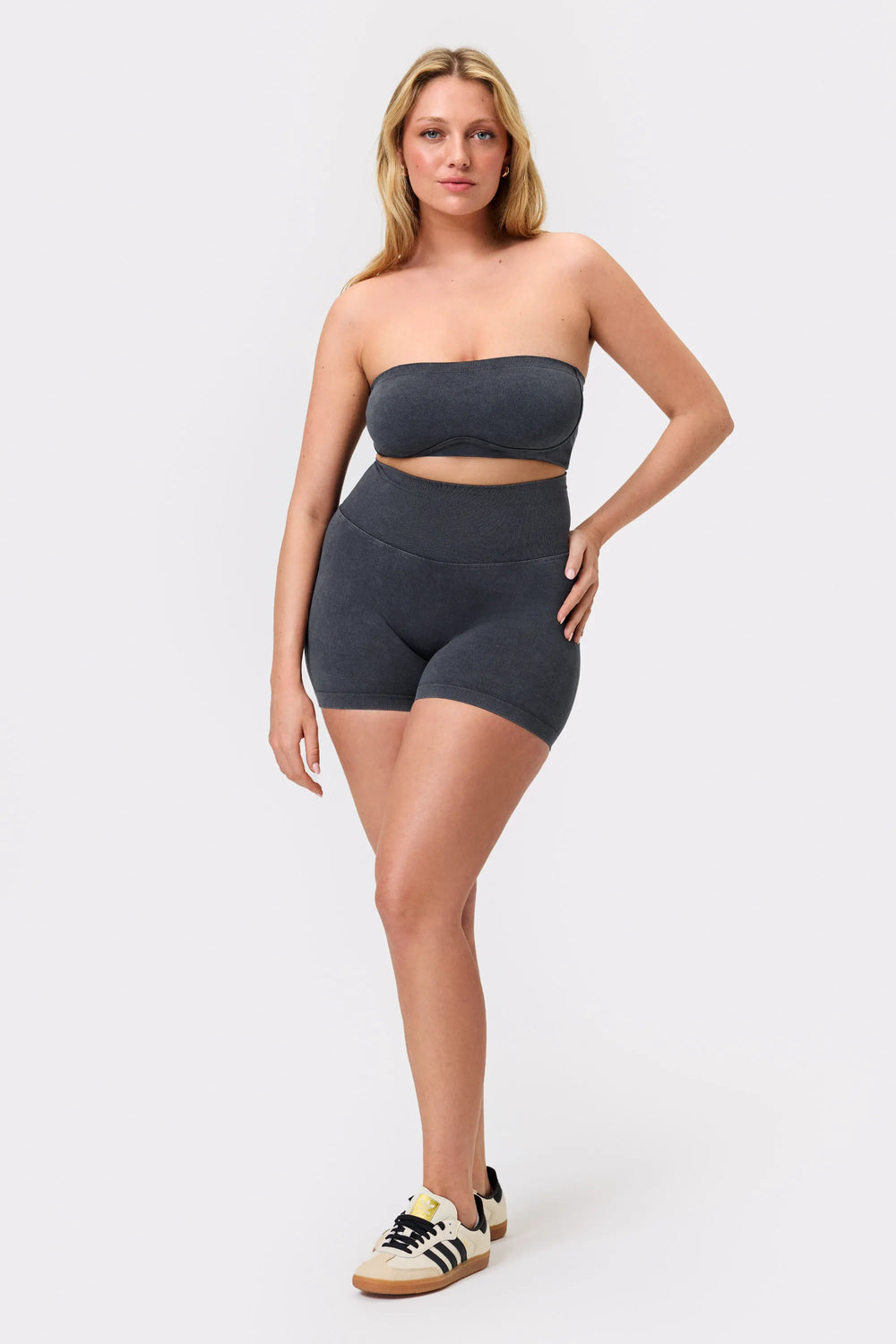 XL