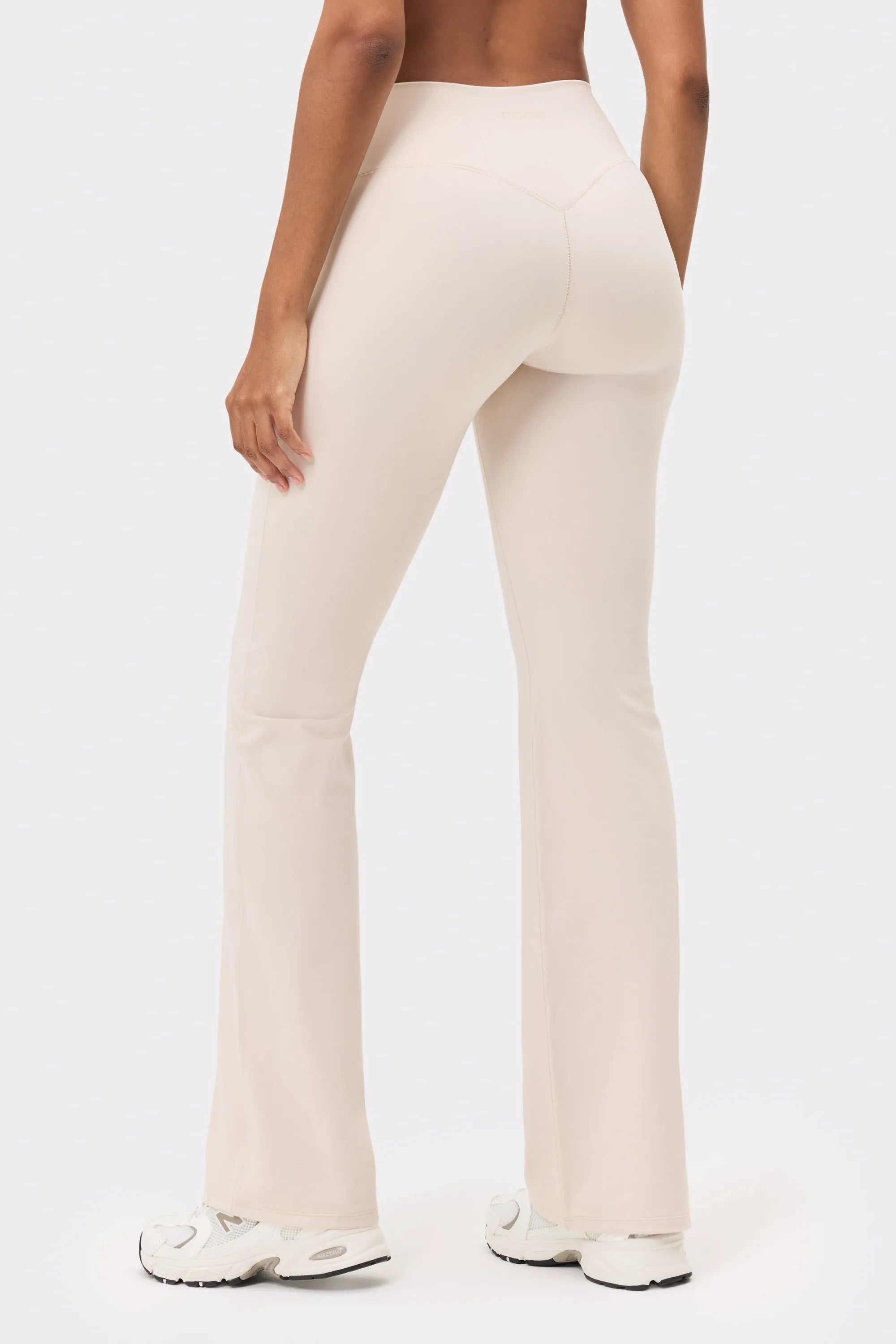 Beige 1